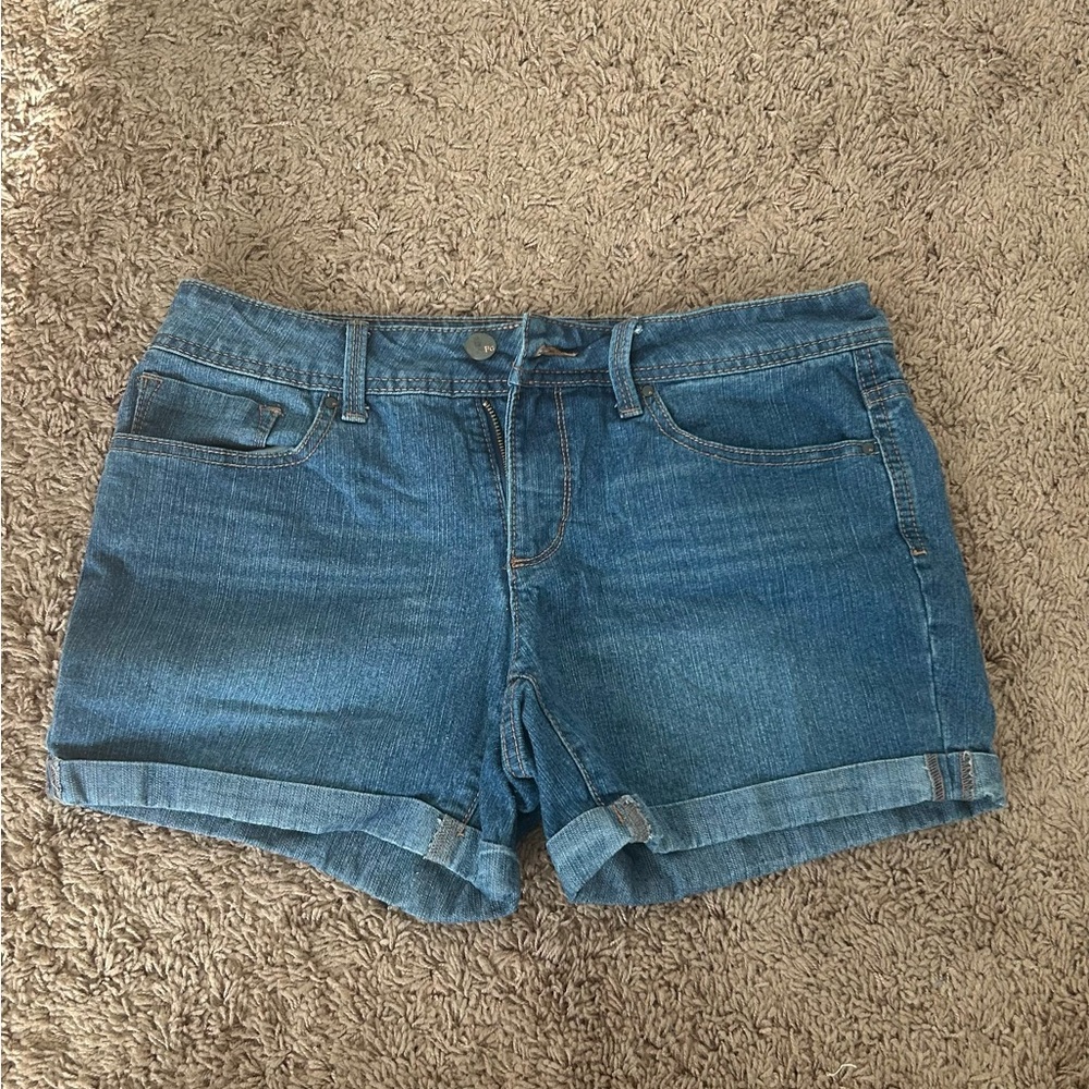 Faded Glory Medium Blue Denim Roll-Cuff Jean Shorts